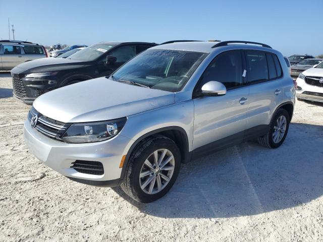 volkswagen tiguan s 2017 wvgav7ax8hk047198