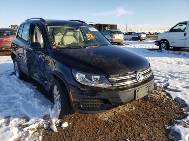 volkswagen  2016 wvgbv7ax1gw007282