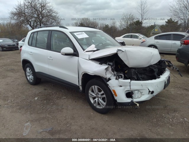 volkswagen tiguan 2017 wvgbv7ax8hk011614