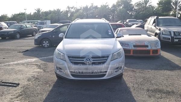 volkswagen tiguan 2009 wvgce15n29w066743