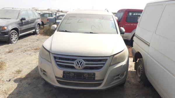 volkswagen tiguan 2009 wvgce15n69w073274