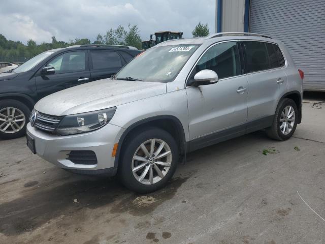 volkswagen tiguan 2017 wvgsv7ax1hk028769