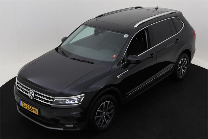 volkswagen tiguan allspace 2018 wvgzzz5nzjm180023