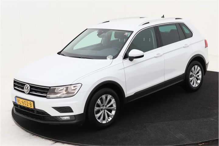 volkswagen tiguan 2018 wvgzzz5nzjw373556