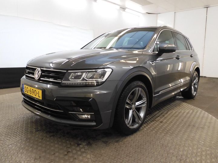 volkswagen tiguan 2018 wvgzzz5nzjw405055