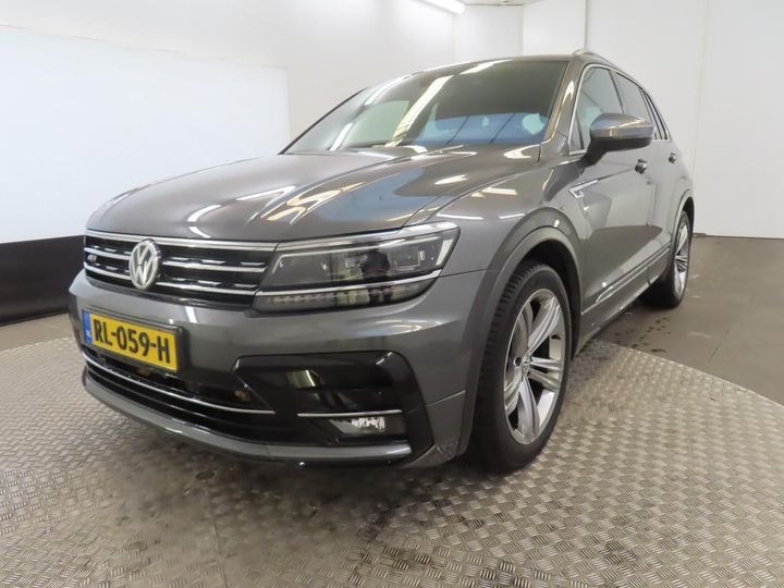 volkswagen tiguan 2018 wvgzzz5nzjw872471