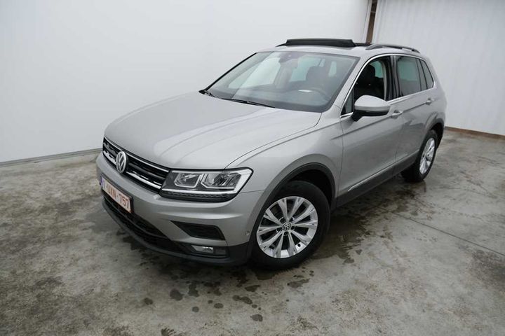 volkswagen tiguan &#3916 2018 wvgzzz5nzjw975713