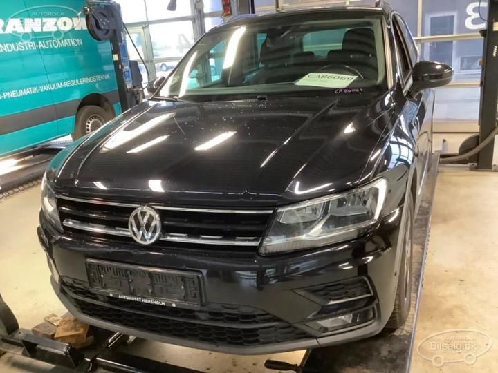 volkswagen tiguan estate 2018 wvgzzz5nzjw987203