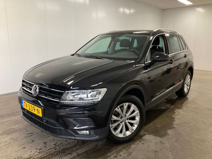 volkswagen tiguan 2018 wvgzzz5nzkw316355