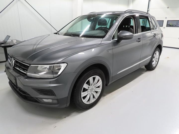 volkswagen tiguan 2018 wvgzzz5nzkw800802