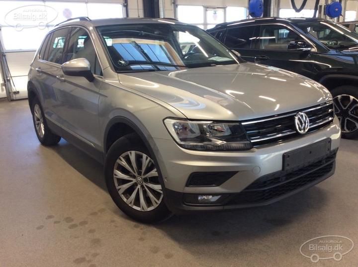 volkswagen tiguan estate 2019 wvgzzz5nzkw876492