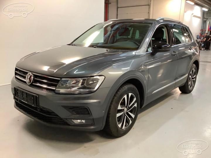 volkswagen tiguan estate 2019 wvgzzz5nzlw320925