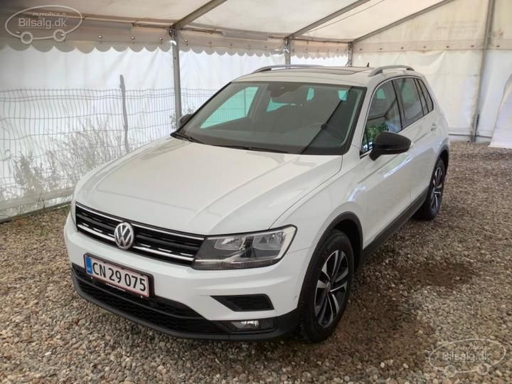 volkswagen tiguan estate 2019 wvgzzz5nzlw322361