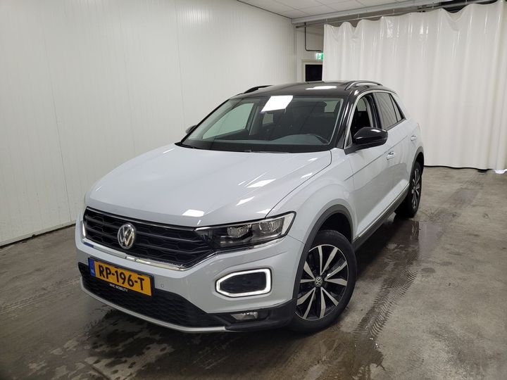 volkswagen t-roc 2018 wvgzzza1zjv015477