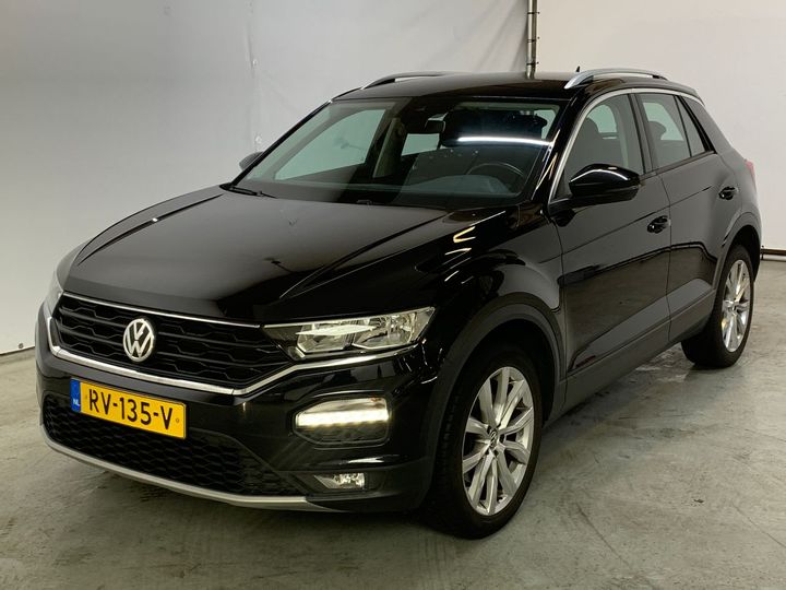 volkswagen t-roc 2018 wvgzzza1zjv022096