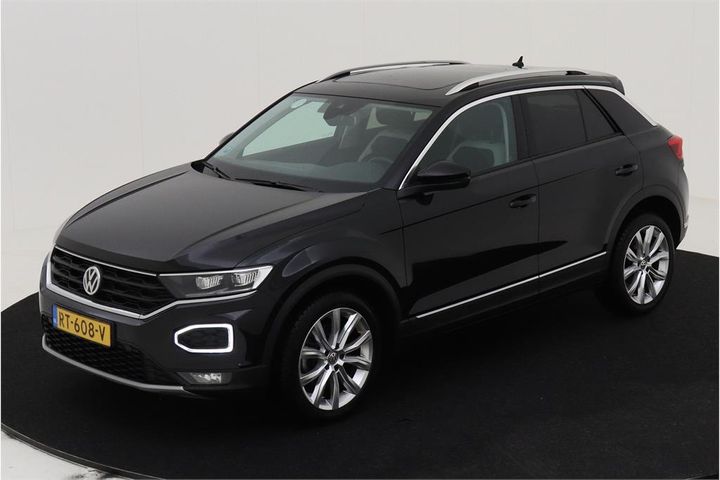 volkswagen t-roc 2018 wvgzzza1zjv023139