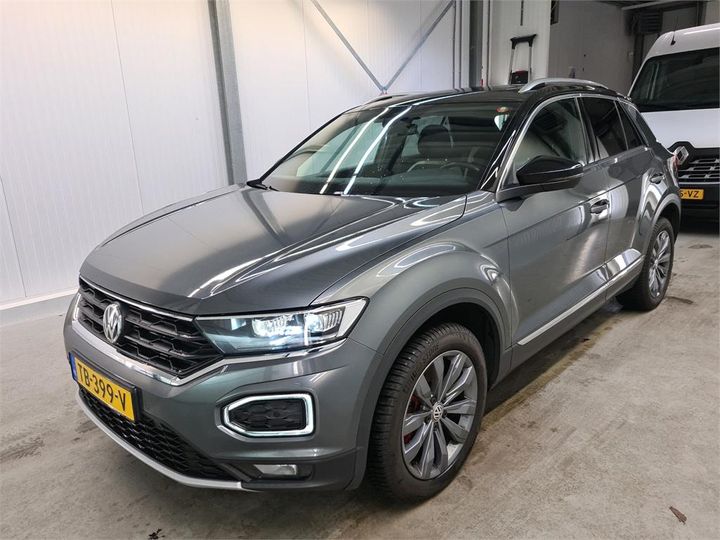 volkswagen t-roc 2018 wvgzzza1zjv093161