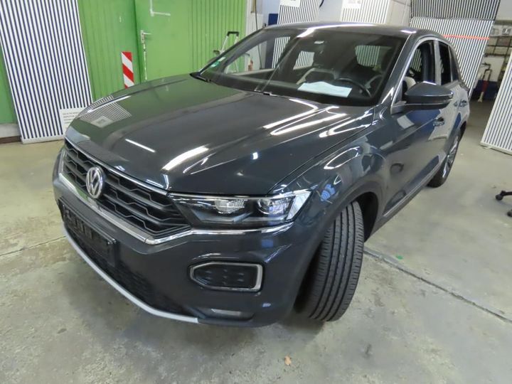 volkswagen t-roc 2018 wvgzzza1zjv095114