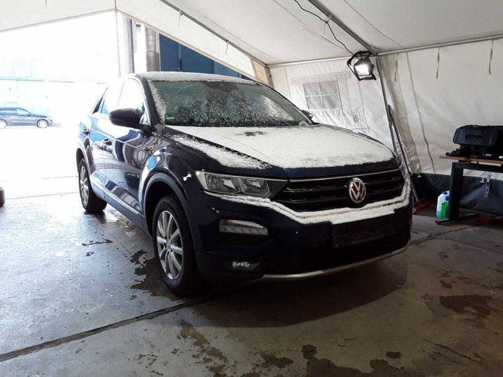 volkswagen t-roc 1.5 tsi 2018 wvgzzza1zkv040350