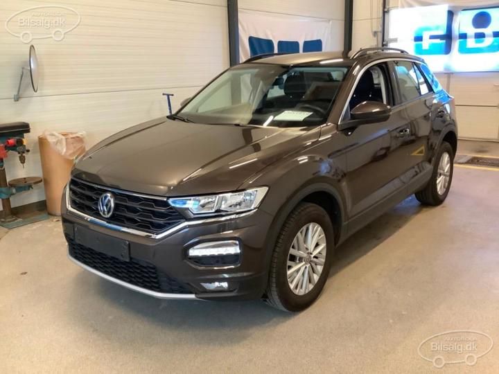 volkswagen t-roc suv 2019 wvgzzza1zkv096271