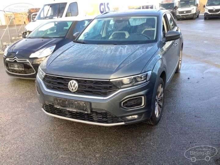 volkswagen t-roc suv 2019 wvgzzza1zkv174225