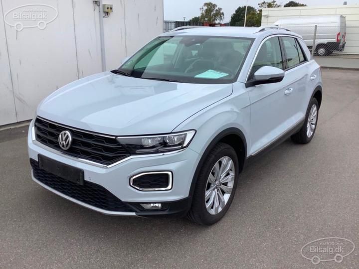 volkswagen t-roc suv 2019 wvgzzza1zlv007803