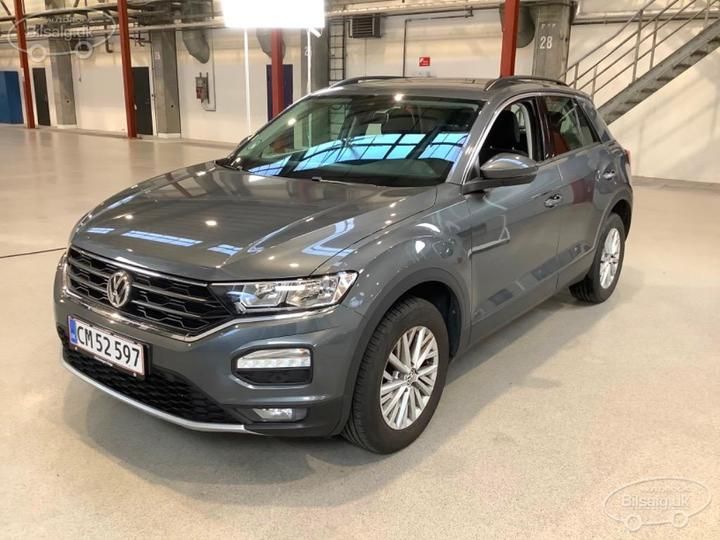 volkswagen t-roc suv 2019 wvgzzza1zlv008338