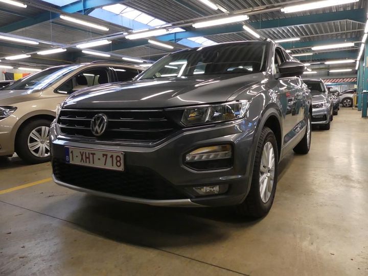 volkswagen t-roc 2019 wvgzzza1zlv008999