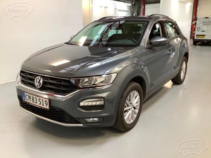 volkswagen t-roc suv 2019 wvgzzza1zlv013312