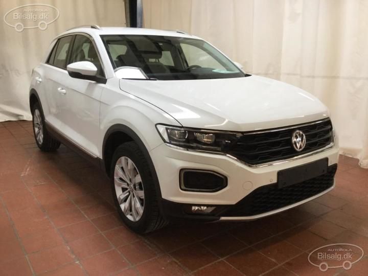 volkswagen t-roc suv 2019 wvgzzza1zlv019152