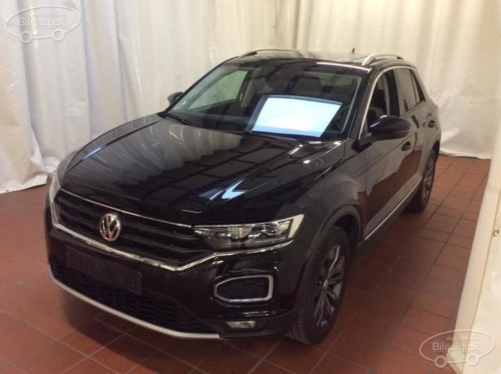 volkswagen t-roc suv 2019 wvgzzza1zlv055455