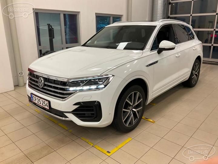 volkswagen touareg suv 2019 wvgzzzcrzld017263