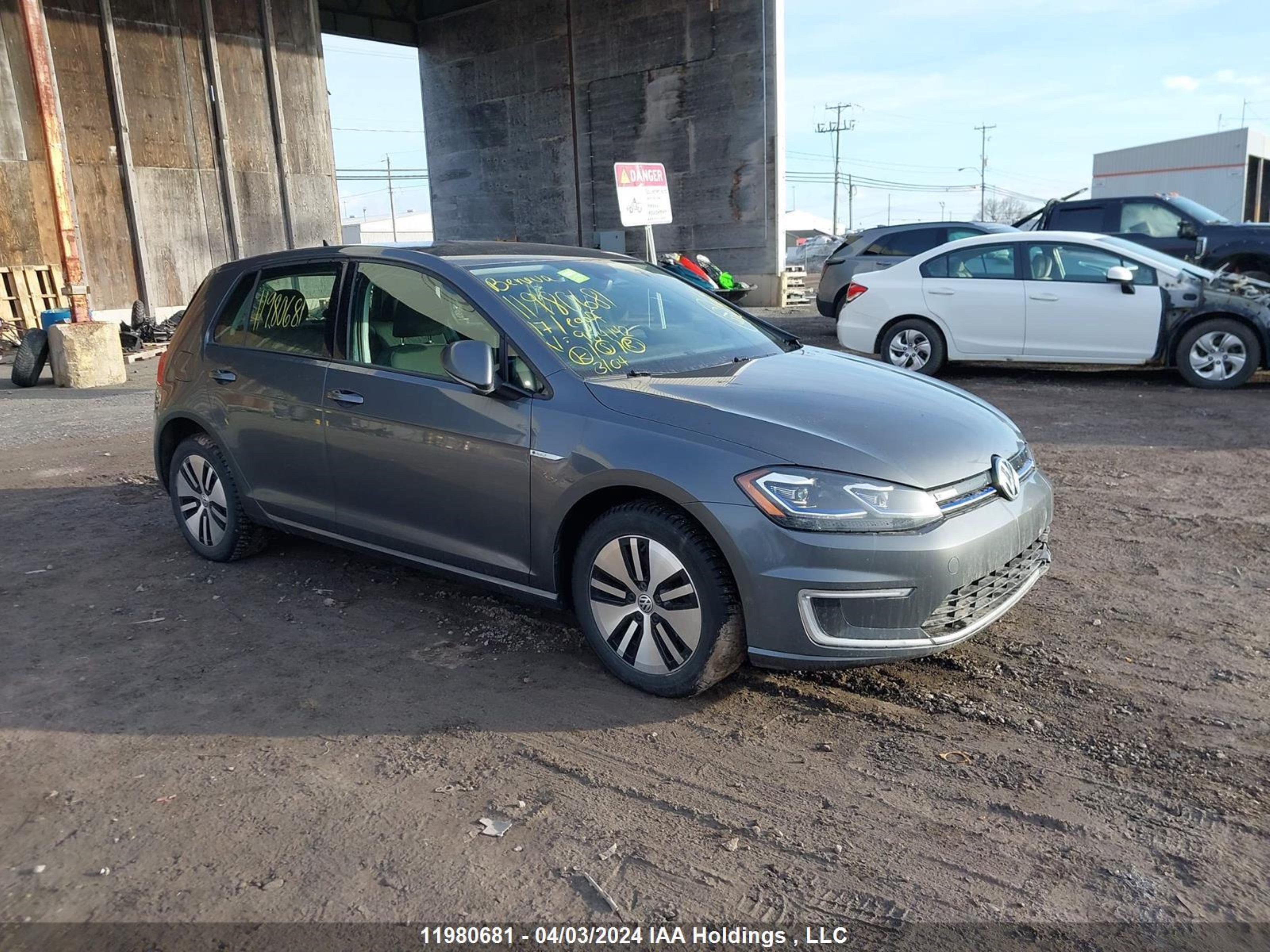 volkswagen e golf 2017 wvwpr7au0hw954142