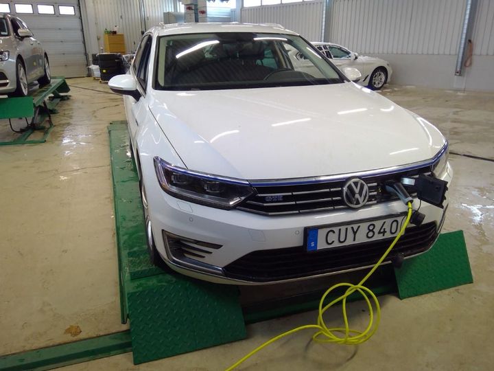 volkswagen passat 2018 wvwzzz3czke012784