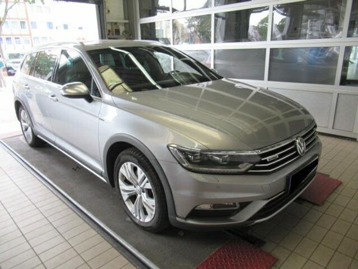 volkswagen passat estate wagon 2019 wvwzzz3czke045857