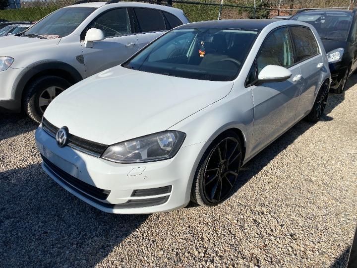 volkswagen golf hatchback 2014 wvwzzzauzew276549