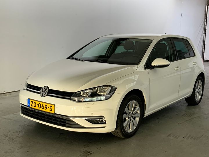 volkswagen golf 2018 wvwzzzauzjp110011