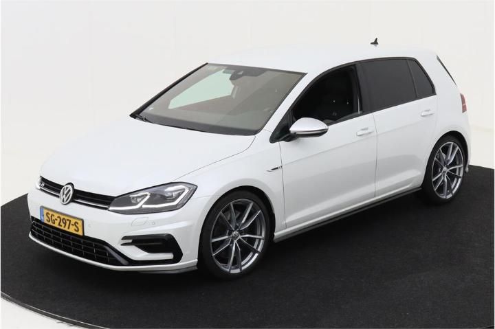 volkswagen golf hatchback 2018 wvwzzzauzjw219021