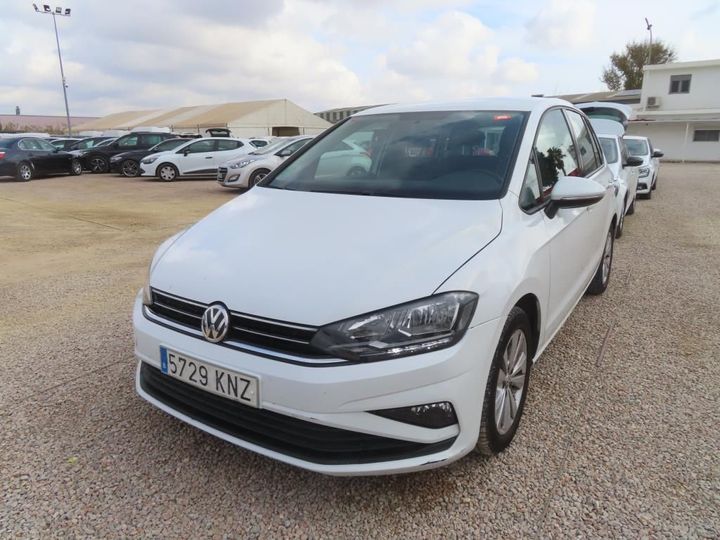 volkswagen golf sportsvan 2018 wvwzzzauzjw688354