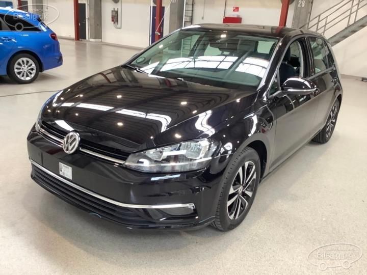 volkswagen golf hatchback 2019 wvwzzzauzkw107990