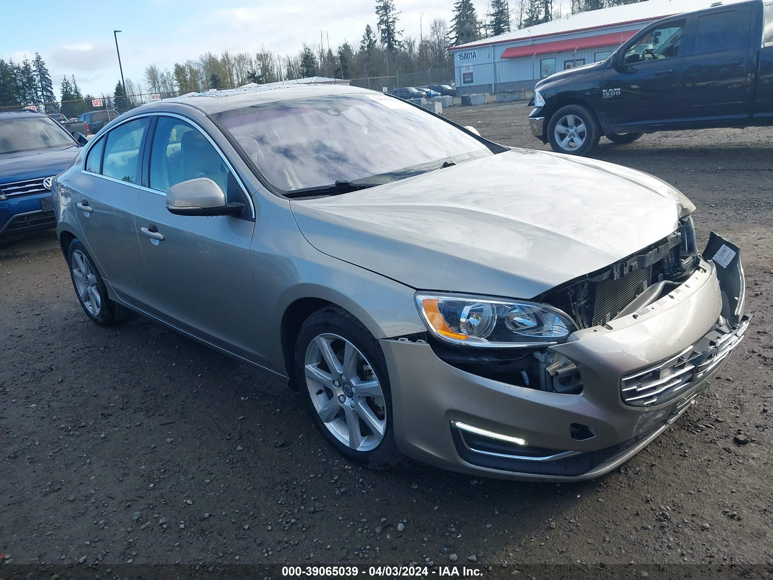 volvo s60 2016 yv126mfk9g2403491