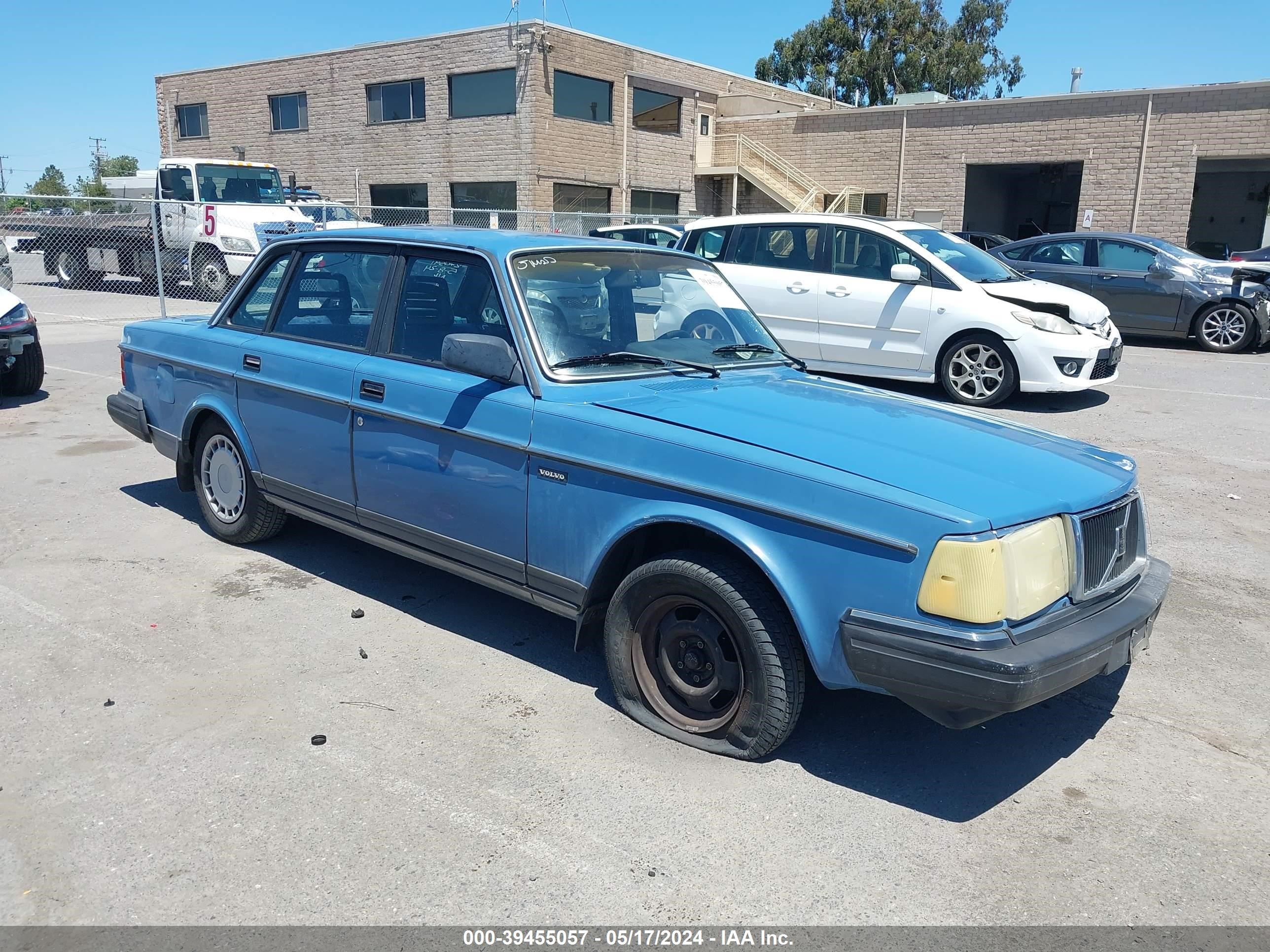 volvo  1989 yv1ax8843k1334214