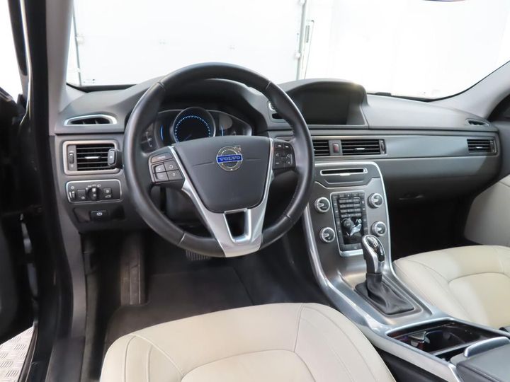 volvo v70 2016 yv1bw41l0g1369851