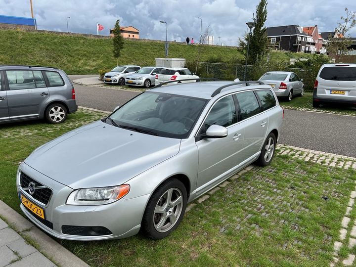 volvo v70 2013 yv1bw88a1d1262229