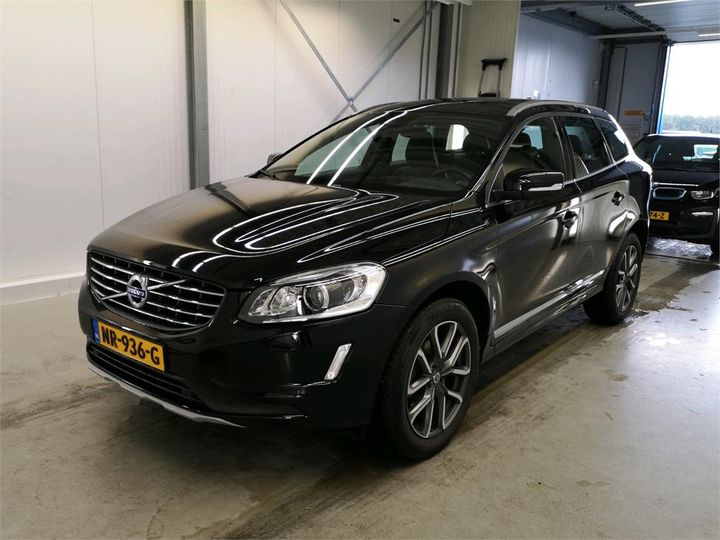 volvo xc60 2017 yv1dz40ldh2131575