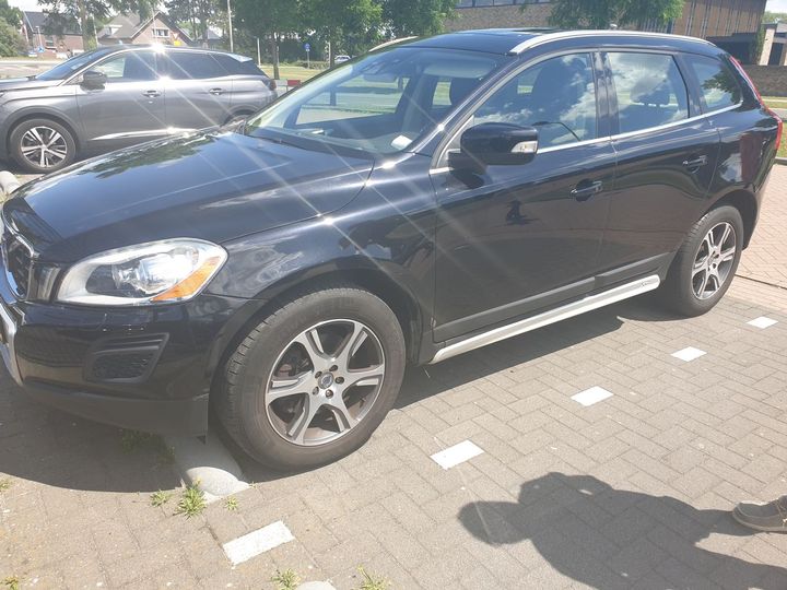 volvo xc60 2011 yv1dz5250b2186150