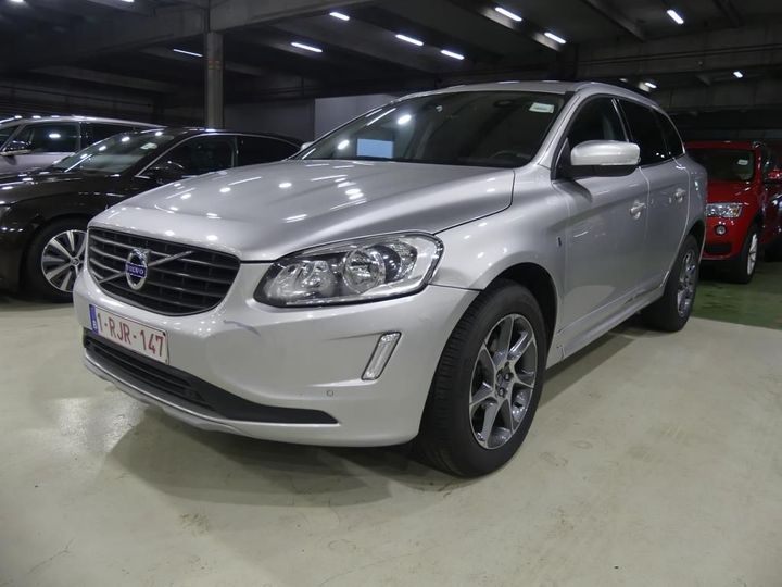 volvo xc60 2017 yv1dzarcdh2114937