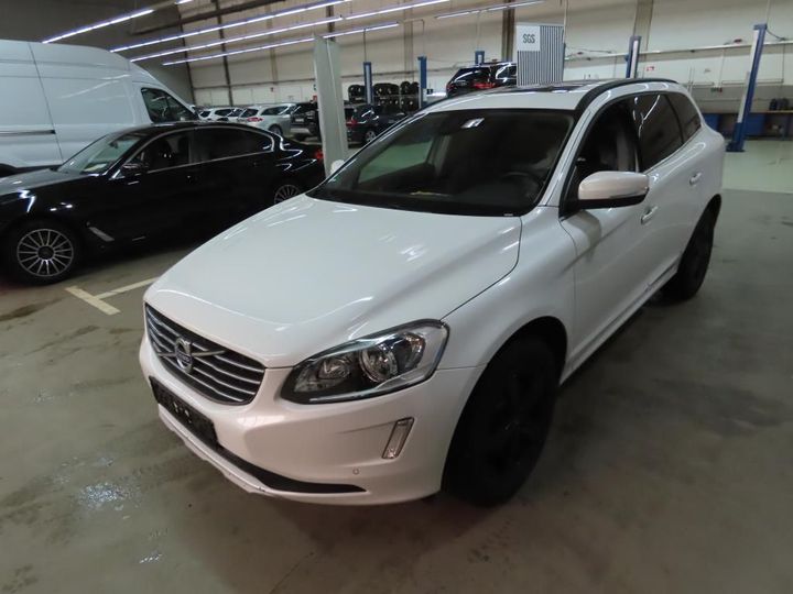 volvo xc60 2017 yv1dzarcdh2172479