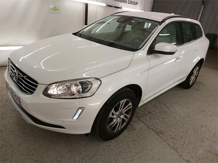 volvo xc60 2017 yv1dzarcdh2208256