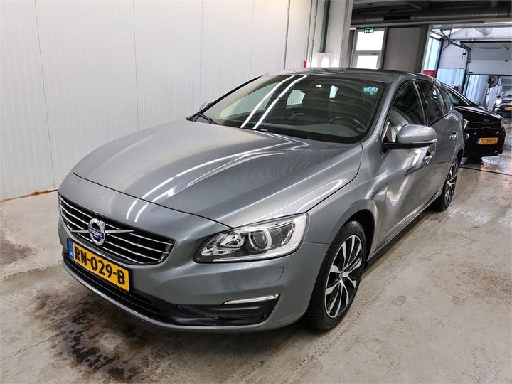 volvo v60 2017 yv1fw28l0j2389910